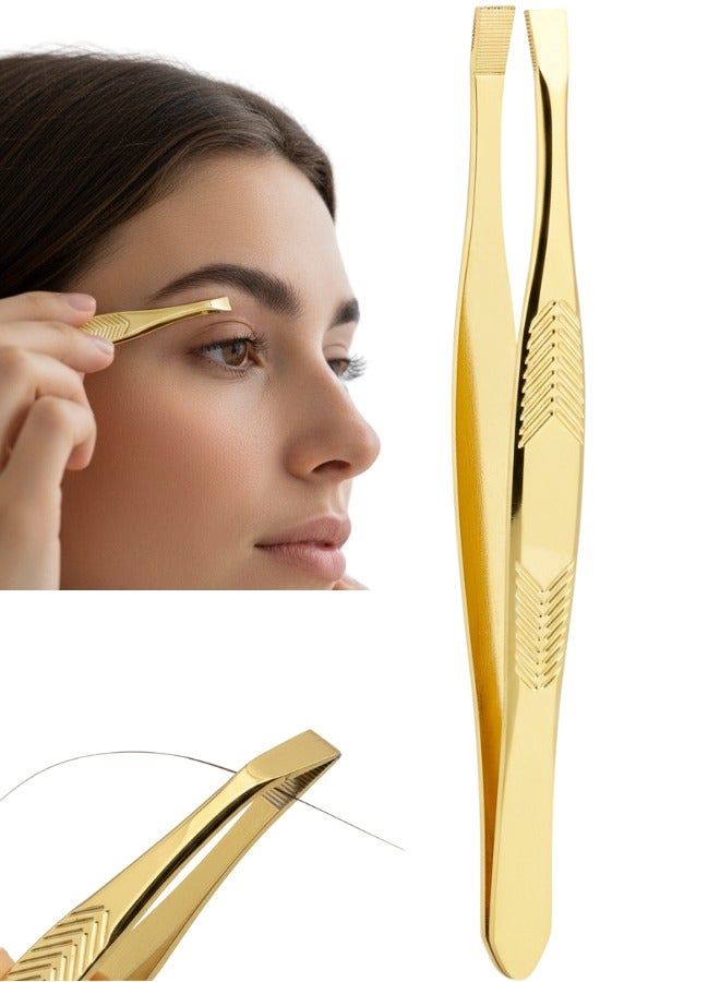 ملقط حواجب وتجميل احترافي مطلي باللون الذهبي الفاخر، رأس مستقيم عالي الدقة لإزالة الشعيرات من الجذور، مصنوع من الفولاذ المقاوم للصدأ، قبضة مانعة للانزلاق بنقش شيفرون، أداة دقيقة لتشكيل الحواجب وتركيب الرموش وإزالة الشعر الرفيع والسميك للنساء ومحترفي التجميل - Image 1